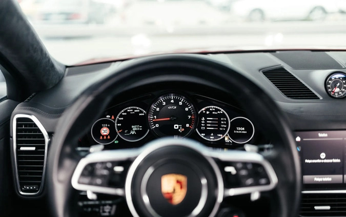 Porsche Cayenne cena 499900 przebieg: 85000, rok produkcji 2021 z Polanica-Zdrój małe 407